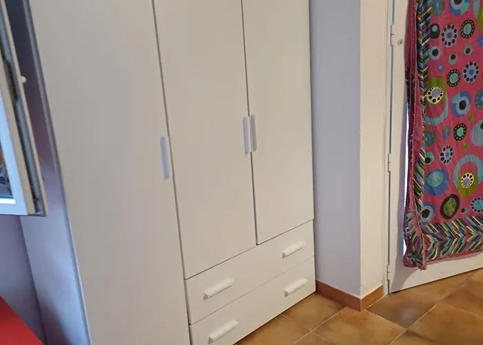 וילה Alma בארי